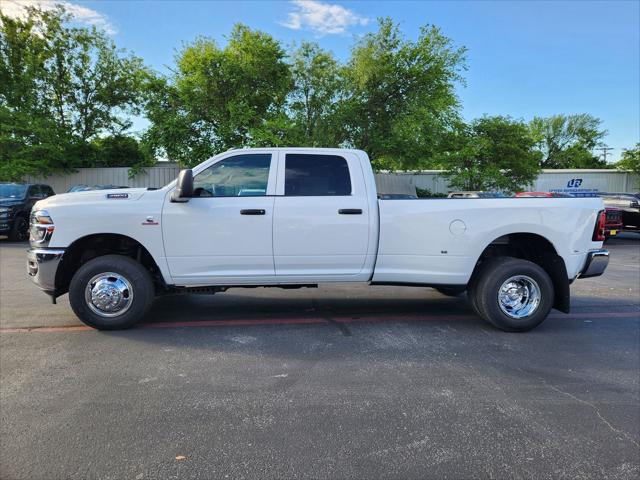 2026 RAM Ram 3500 RAM 3500 TRADESMAN CREW CAB 4X4 8 BOX