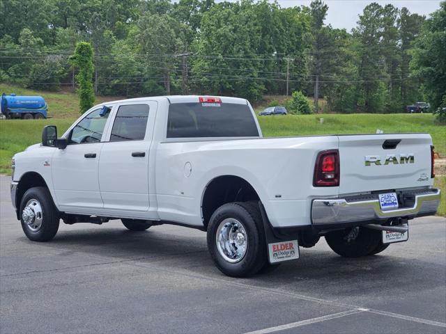 2026 RAM Ram 3500 RAM 3500 TRADESMAN CREW CAB 4X4 8 BOX