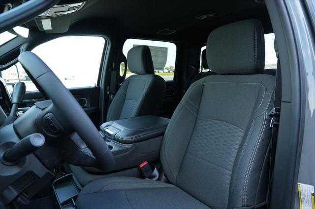2026 Ram 2500 Big Horn Crew Cab 4x2 64 Box