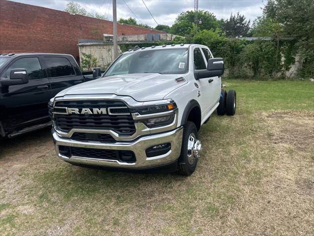 2026 RAM Ram 3500 Chassis Cab RAM 3500 TRADESMAN CREW CAB CHASSIS 4X4 60 CA