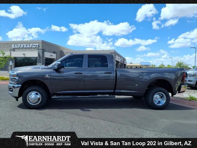 2026 RAM Ram 3500 RAM 3500 TRADESMAN CREW CAB 4X4 8 BOX