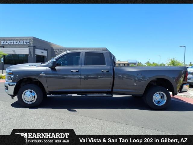 2026 RAM Ram 3500 RAM 3500 TRADESMAN CREW CAB 4X4 8 BOX