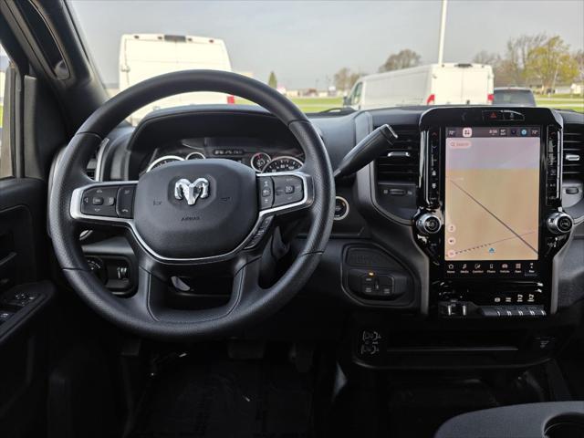 2026 RAM Ram 3500 RAM 3500 TRADESMAN CREW CAB 4X4 8 BOX