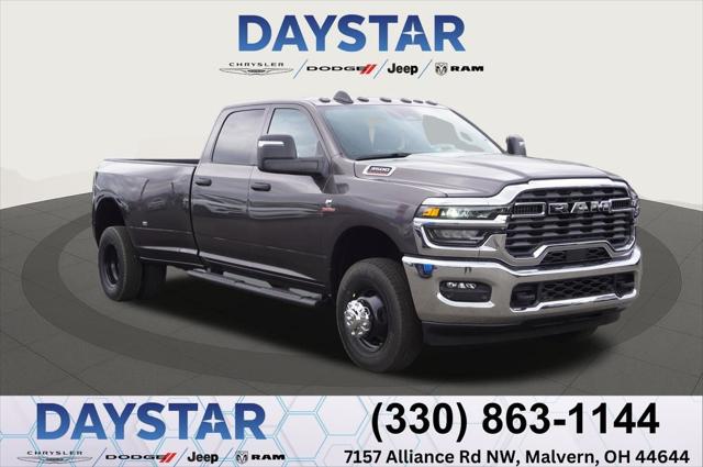 2026 RAM Ram 3500 RAM 3500 TRADESMAN CREW CAB 4X4 8 BOX