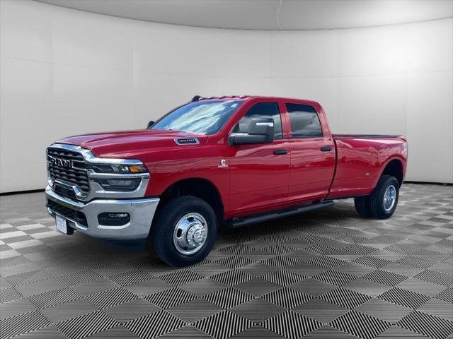 2026 RAM Ram 3500 RAM 3500 TRADESMAN CREW CAB 4X4 8 BOX