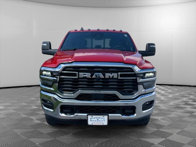 2026 RAM Ram 3500 RAM 3500 TRADESMAN CREW CAB 4X4 8 BOX