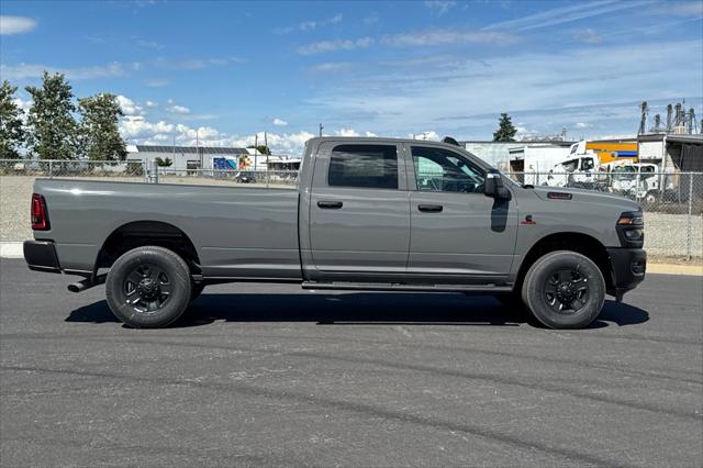 2026 RAM Ram 3500 RAM 3500 TRADESMAN CREW CAB 4X4 8 BOX