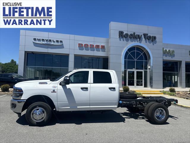 2026 RAM 3500 Chassis RAM 3500 TRADESMAN CREW CAB CHASSIS 4X4 60 CA