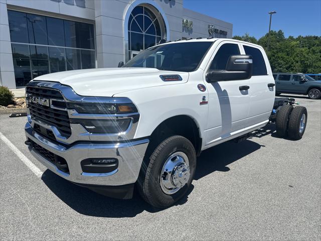 2026 RAM 3500 Chassis RAM 3500 TRADESMAN CREW CAB CHASSIS 4X4 60 CA