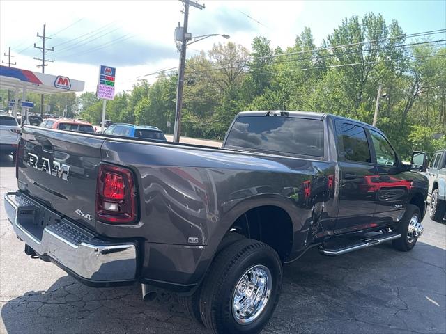 2026 Ram 3500 Big Horn Crew Cab 4x4 8' Box