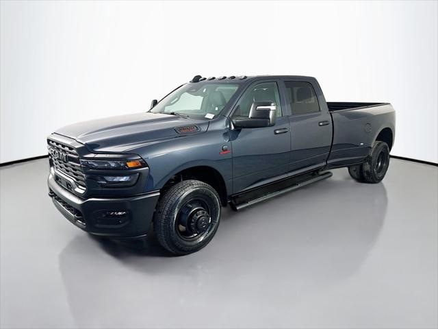 2026 RAM Ram 3500 RAM 3500 TRADESMAN CREW CAB 4X2 8 BOX