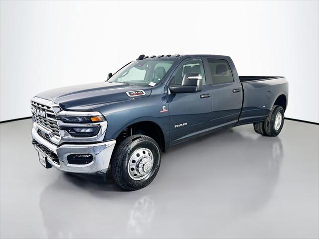 2026 RAM Ram 3500 RAM 3500 BIG HORN CREW CAB 4X4 8 BOX