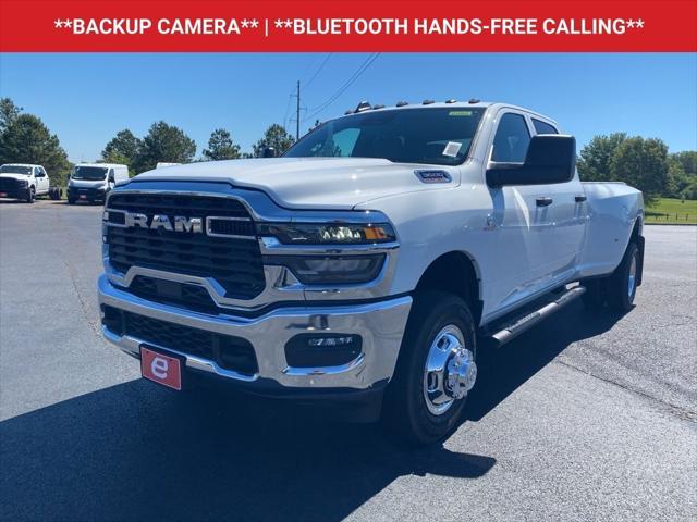 2026 RAM Ram 3500 RAM 3500 TRADESMAN CREW CAB 4X4 8 BOX
