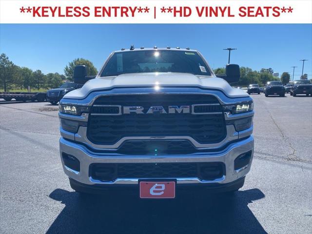 2026 RAM Ram 3500 RAM 3500 TRADESMAN CREW CAB 4X4 8 BOX