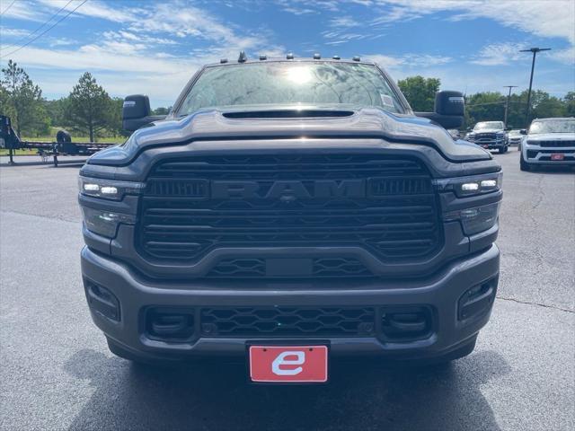 2026 RAM Ram 3500 RAM 3500 LARAMIE CREW CAB 4X4 8 BOX