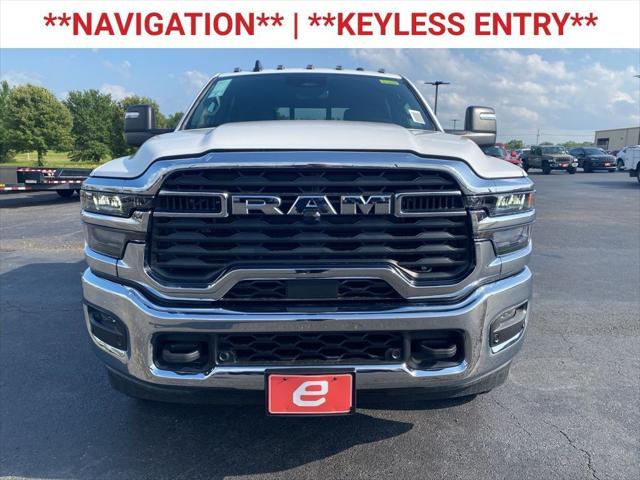 2026 RAM 2500 RAM 2500 TRADESMAN CREW CAB 4X4 64 BOX