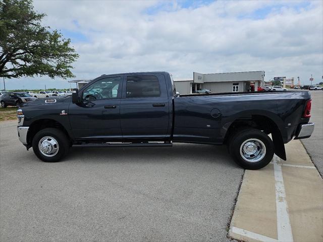 2026 RAM Ram 3500 RAM 3500 TRADESMAN CREW CAB 4X4 8 BOX