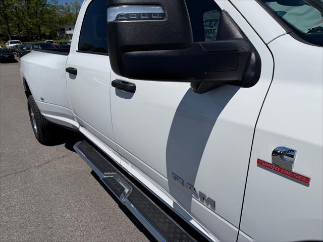 2026 Ram 3500 Big Horn Crew Cab 4x4 8' Box