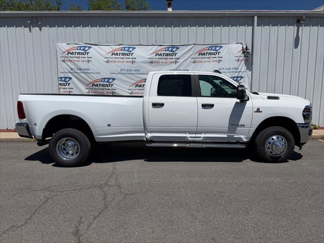 2026 Ram 3500 Big Horn Crew Cab 4x4 8' Box
