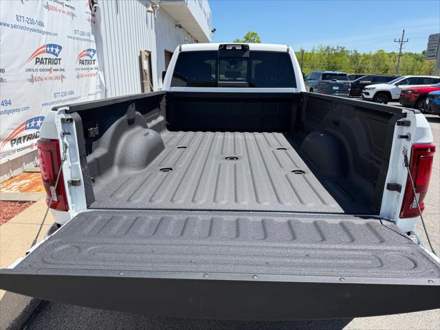 2026 Ram 3500 Big Horn Crew Cab 4x4 8' Box