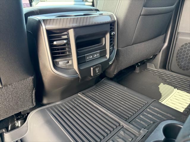 2026 Ram 3500 Big Horn Crew Cab 4x4 8' Box
