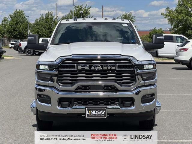 2026 RAM Ram 3500 RAM 3500 TRADESMAN CREW CAB 4X4 8 BOX