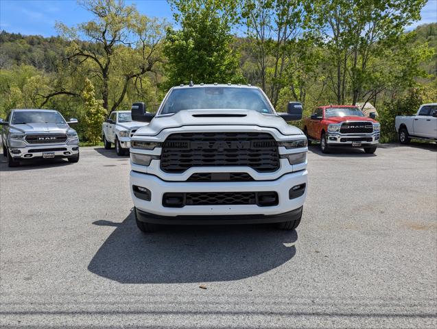 2026 RAM Ram 2500 RAM 2500 BLACK EXPRESS CREW CAB 4X4 64 BOX