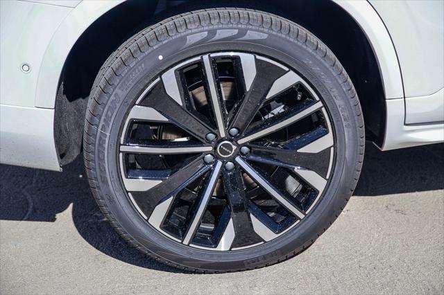 2026 Volvo XC90 Plug-In Hybrid Ultra, T8 AWD, Electric/Gasoline, Bright, 7 Seats