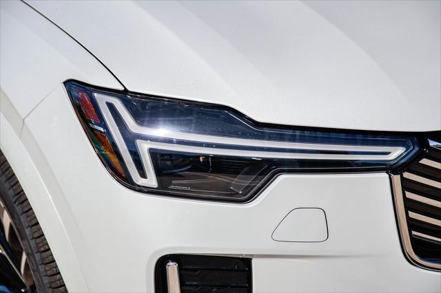2026 Volvo XC90 Plug-In Hybrid Ultra, T8 AWD, Electric/Gasoline, Bright, 7 Seats