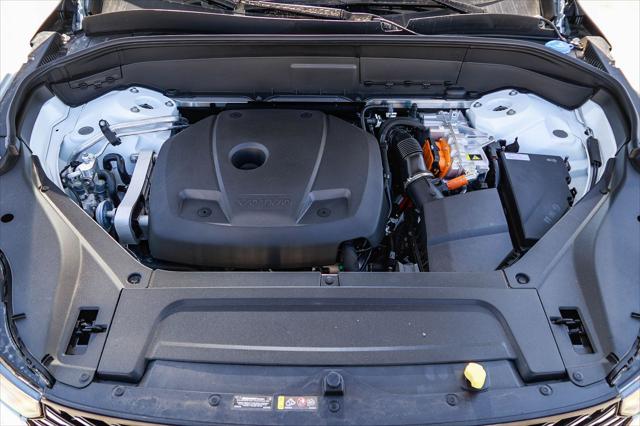 2026 Volvo XC90 Plug-In Hybrid Ultra, T8 AWD, Electric/Gasoline, Bright, 7 Seats