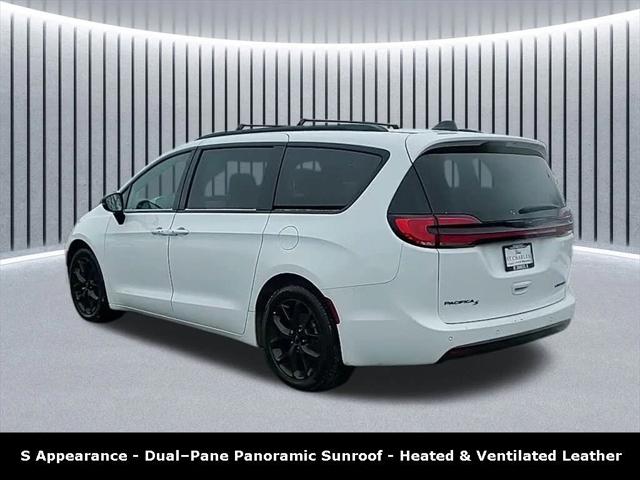 2025 Chrysler Pacifica Limited