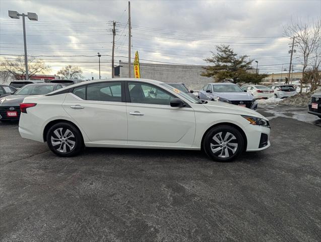 2025 Nissan Altima S FWD