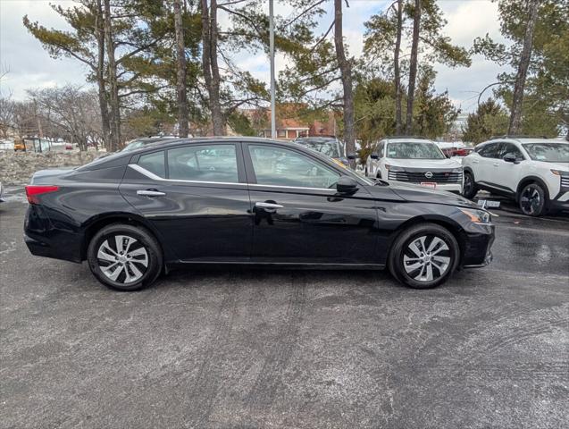 2025 Nissan Altima S FWD