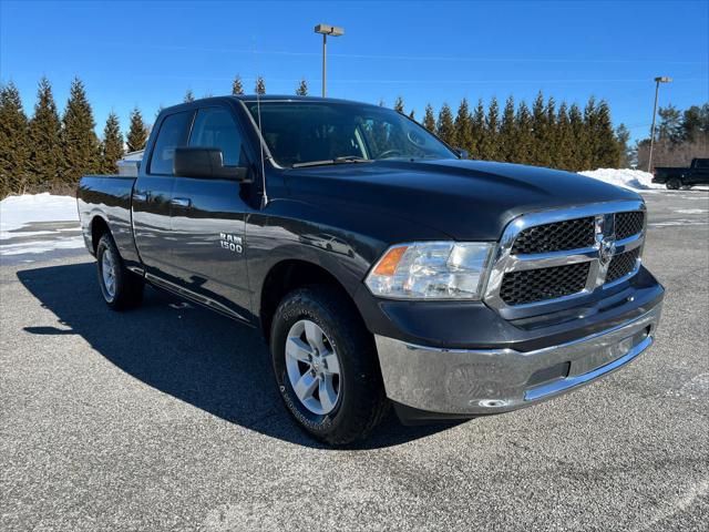 2017 RAM 1500 SLT Quad Cab 4x4 64 Box 2017 RAM 1500 SLT Quad Cab 4x4 64 Box