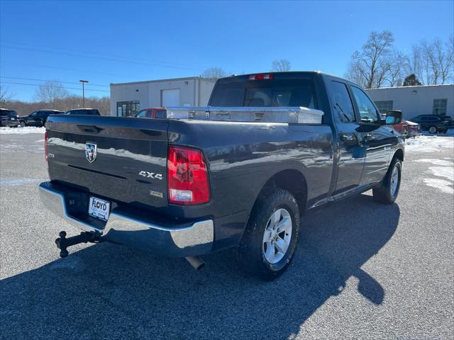 2017 RAM 1500 SLT Quad Cab 4x4 64 Box 2017 RAM 1500 SLT Quad Cab 4x4 64 Box