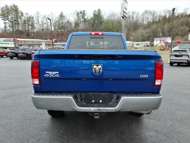 2019 Ram 1500 Classic SLT Crew Cab 4x4 6'4" Box