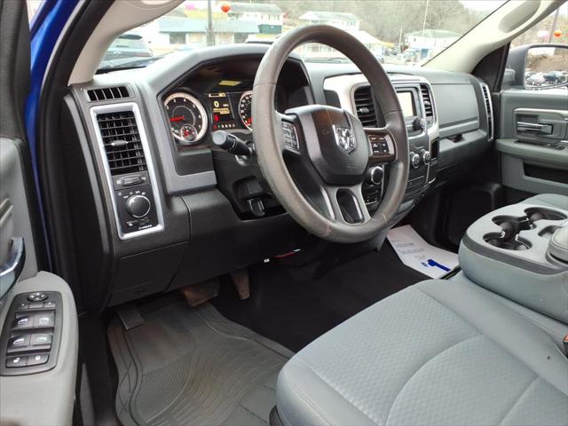 2019 Ram 1500 Classic SLT Crew Cab 4x4 6'4" Box