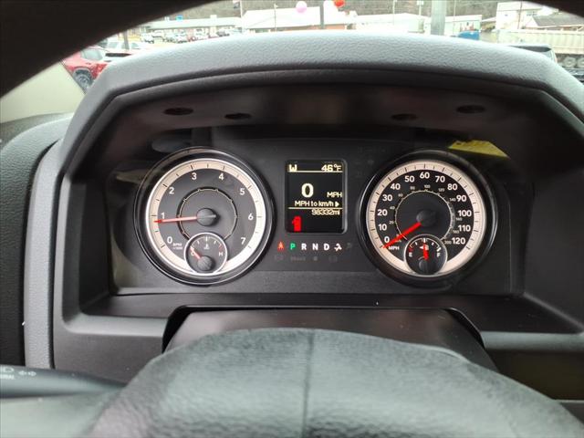 2019 Ram 1500 Classic SLT Crew Cab 4x4 6'4" Box