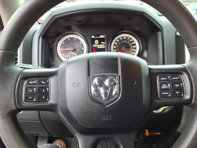 2019 Ram 1500 Classic SLT Crew Cab 4x4 6'4" Box