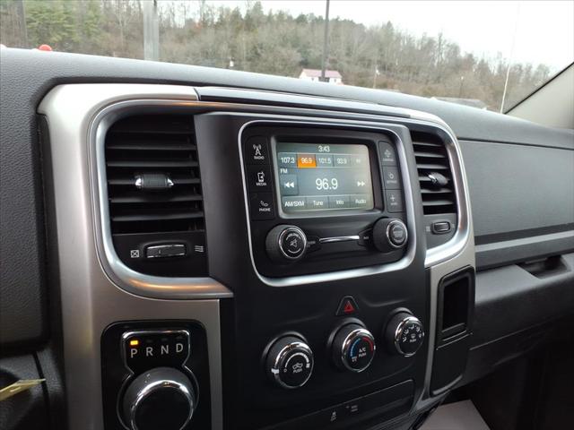 2019 Ram 1500 Classic SLT Crew Cab 4x4 6'4" Box