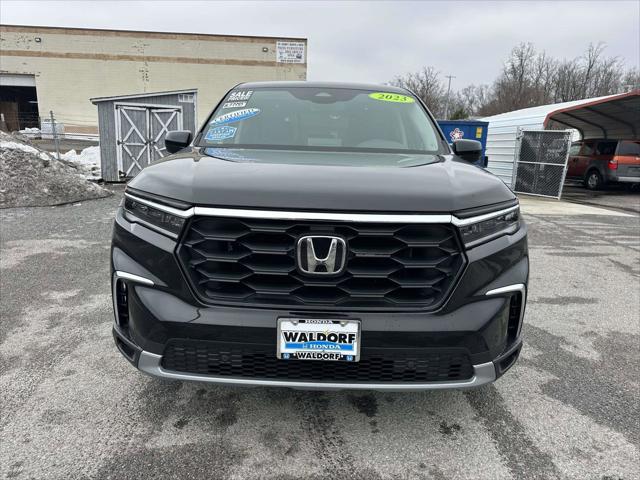 2023 Honda Pilot AWD EX-L 8 Passenger