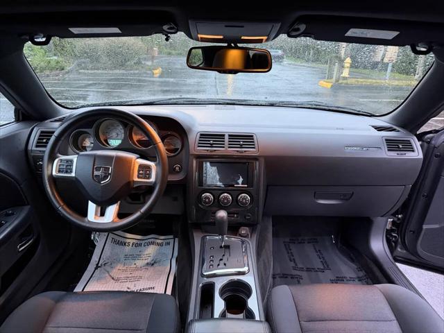 2012 Dodge Challenger SXT