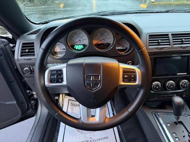 2012 Dodge Challenger SXT