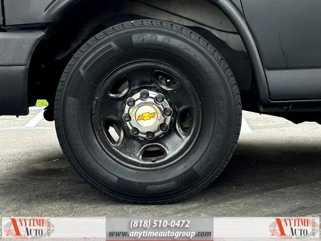 2007 GMC Savana Work Van