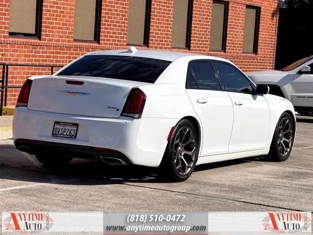 2018 Chrysler 300 300S