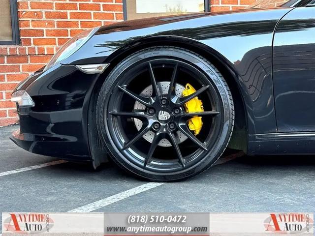 2015 Porsche 911 Carrera