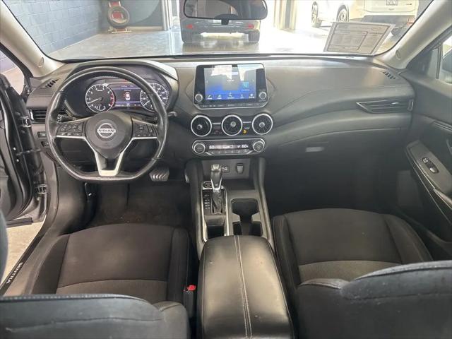 2021 Nissan Sentra SV Xtronic CVT