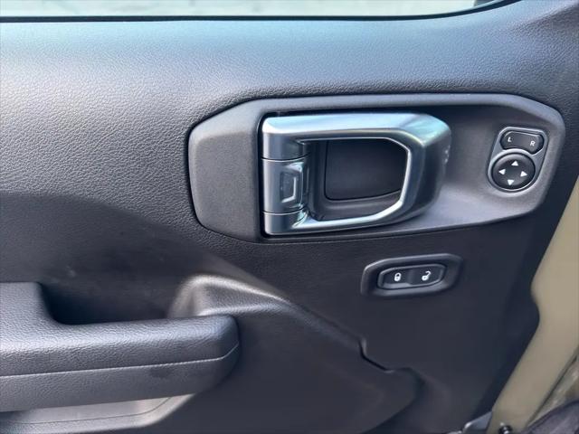 2025 Jeep Wrangler 2-Door Rubicon 4x4
