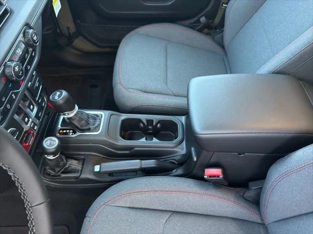 2025 Jeep Wrangler 2-Door Rubicon 4x4