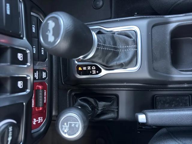 2025 Jeep Wrangler 2-Door Rubicon 4x4